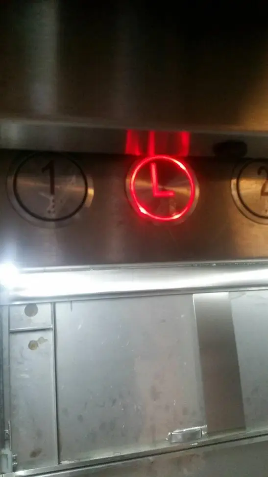 รับซ่อมลิฟต์-รับซ่อมลิฟท์-รับดูแลลิฟต์-รับดูแลลิฟต์-06